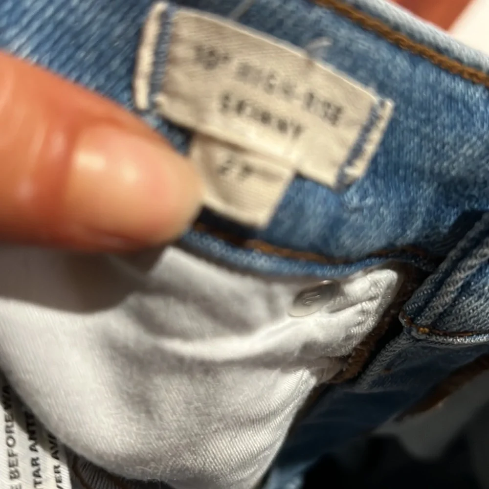 Madewell blue high rise skinny jeans - Picture 8 of 9